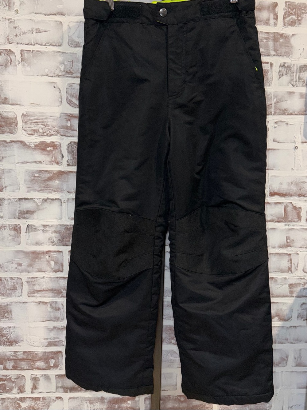 Swiss Tech Black Insulated Jogger-Style Snow Pants kids 10/12